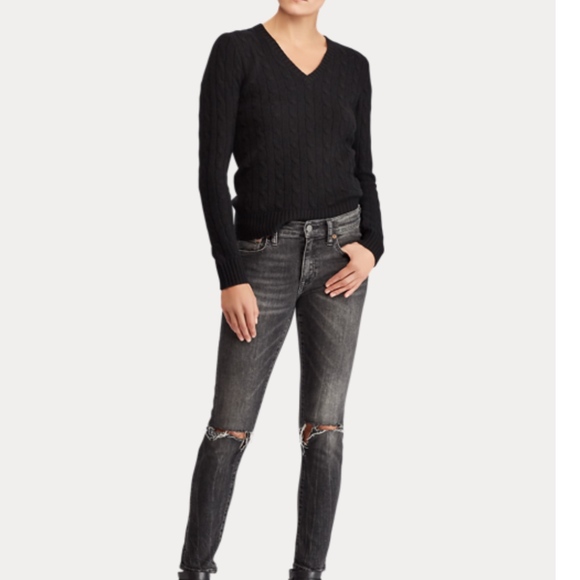 POLO RALPH LAUREN Cable Cashmere V-Neck Sweater